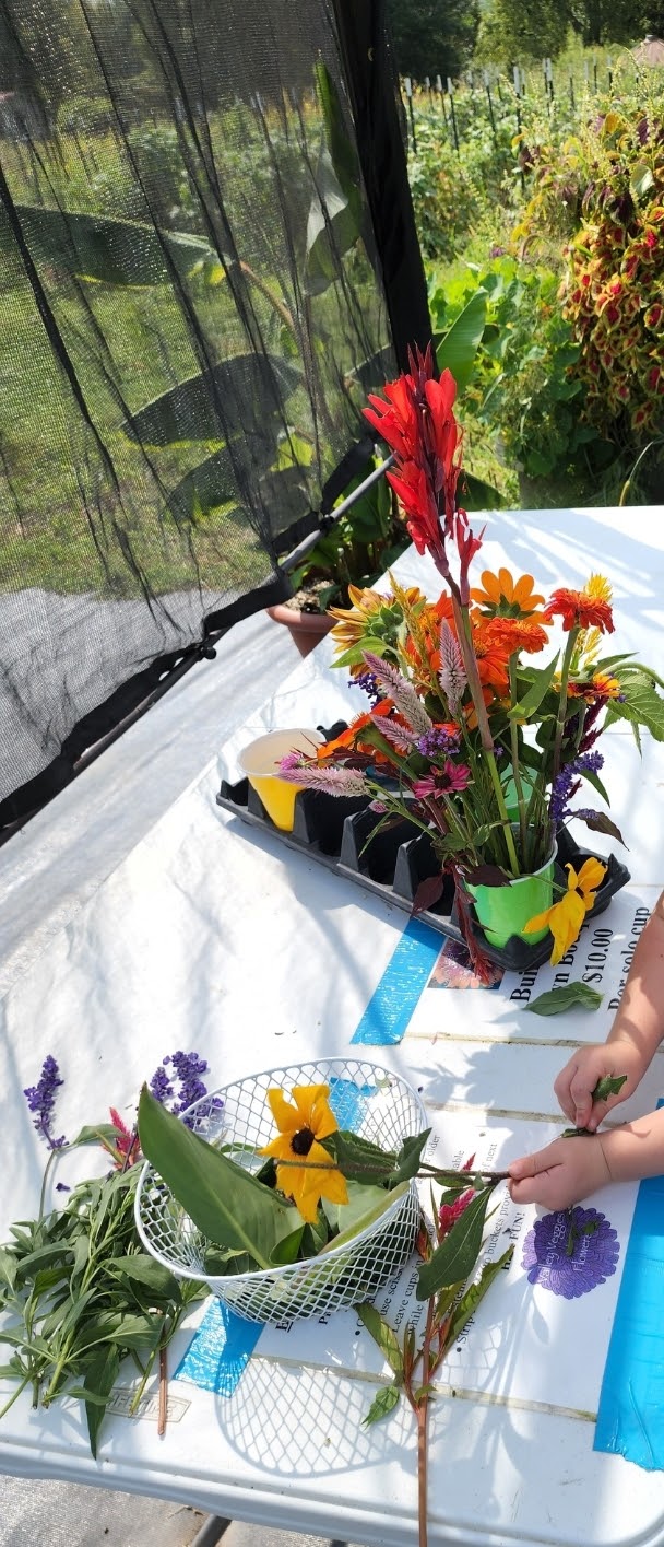 Valley Veggies &&nbsp;Flowers